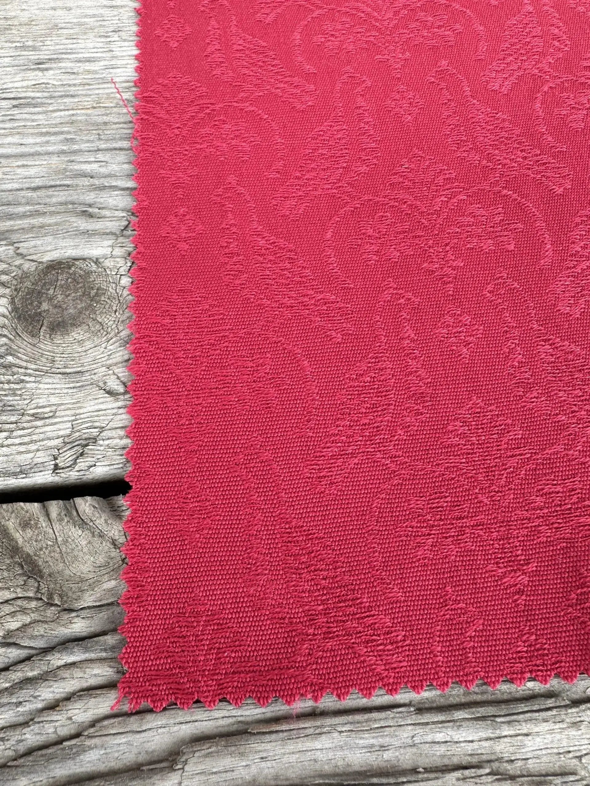 Damask with Bird Pattern – Bunad Fabric Gudbrandsdalen Uldvarefabrikk